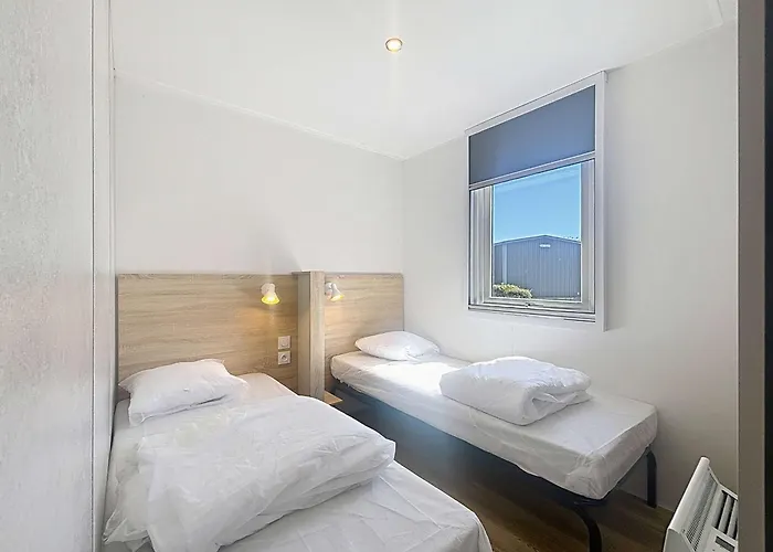 Mobil-home Confortable 6 Pers, 3 Ch, 2 Sdb, Proche Plage, Menage Inclus - Fr-1-361a-99 *