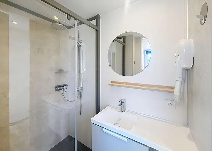 Ferienhaus Mobil-home Confortable 6 Pers, 3 Ch, 2 Sdb, Proche Plage, Menage Inclus - Fr-1-361a-99 *